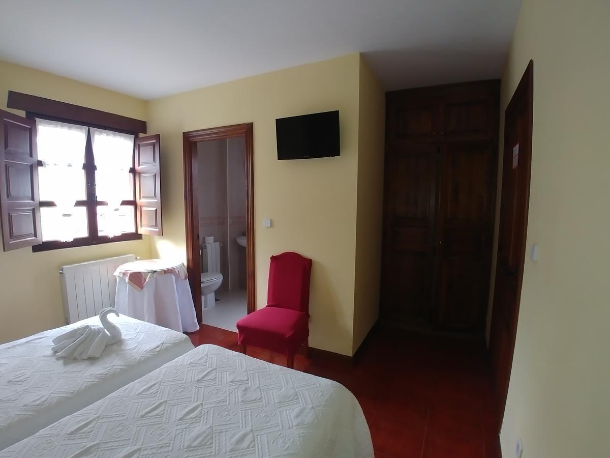 El Pedroso Hotel Сантилана дел Мар Екстериор снимка
